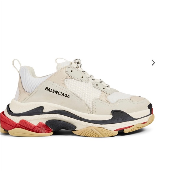 Balenciaga triple s